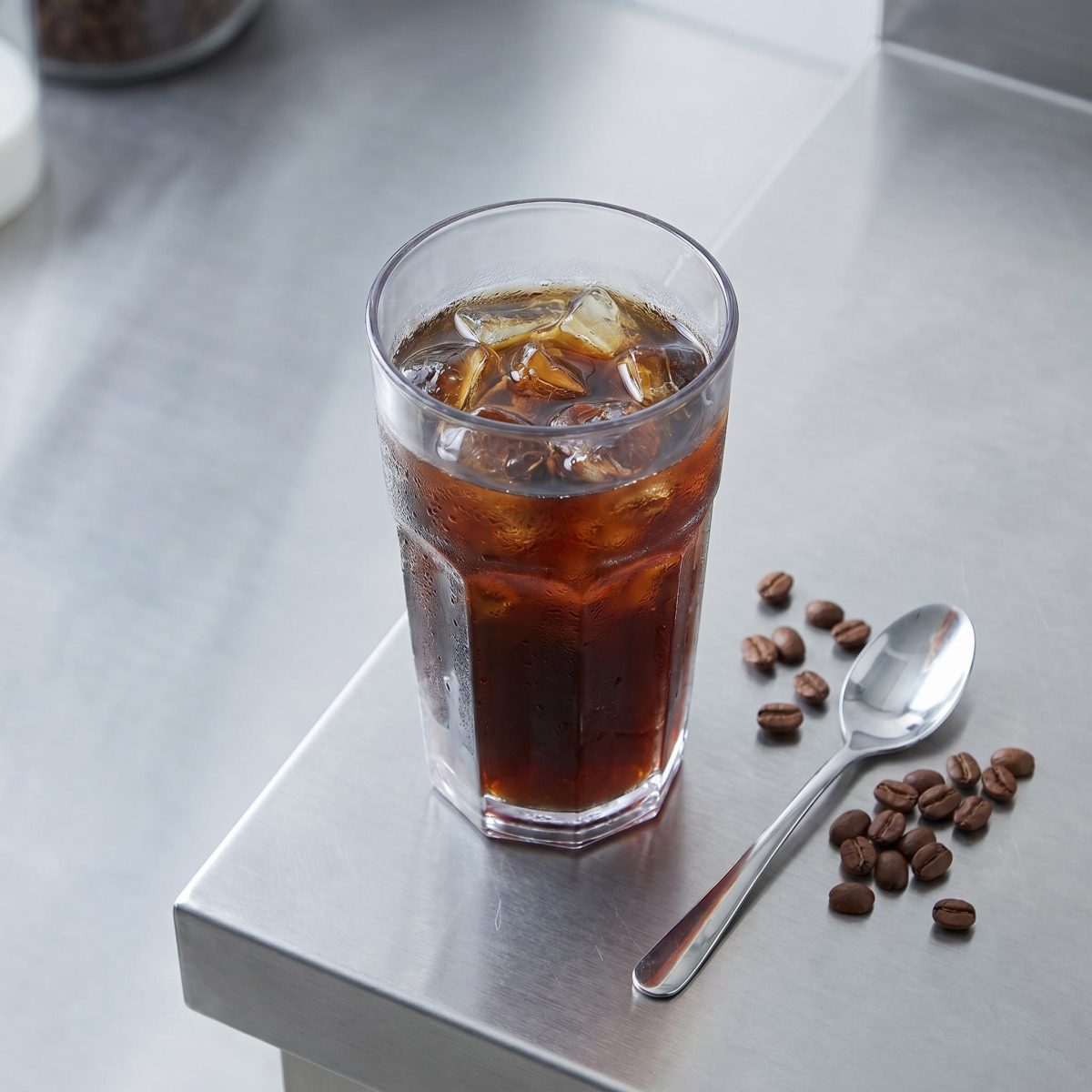 detail model9304 bpa free transparent acrylic tumbler unbreakable clear plastic water drinking cup hotel cafe juice cold beverage serving scene 8