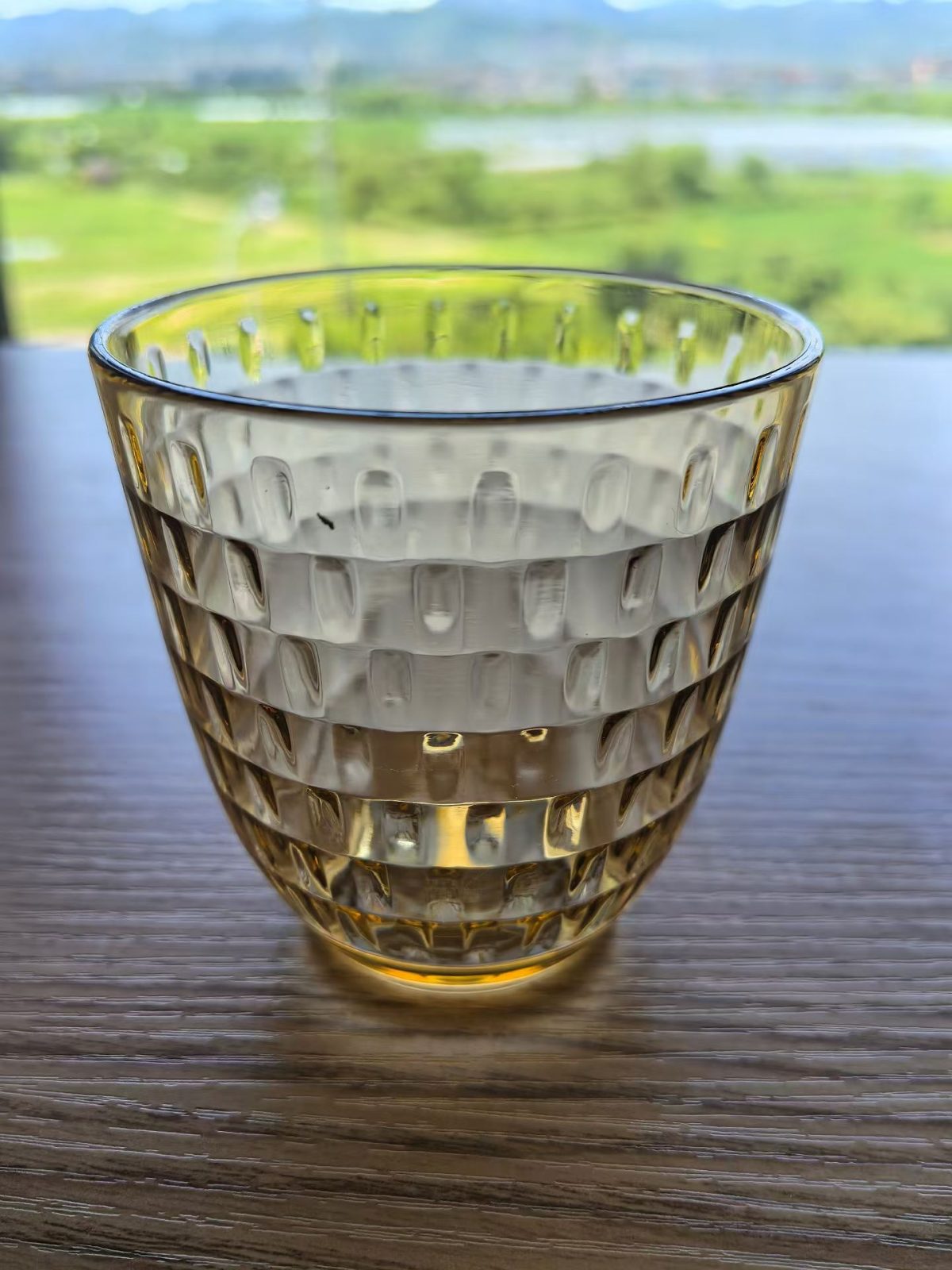 detail vertical strip amber acrylic tumbler close up