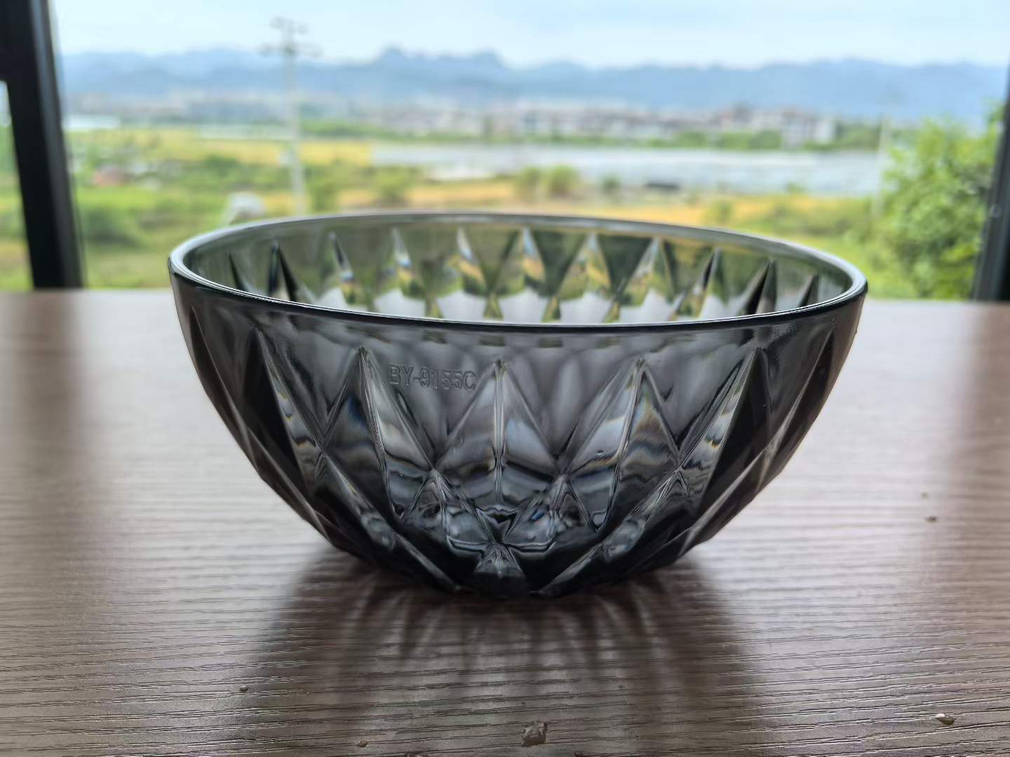 detail‑smoky‑grey‑diamond‑pattern‑plastic‑fruit‑bowl detail‑smoky‑grey‑diamond‑pattern‑plastic‑fruit‑bowl