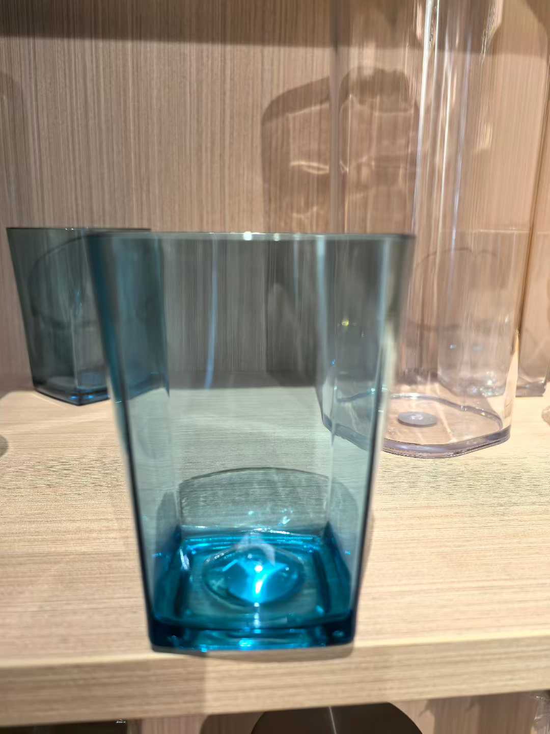 main‑blue‑square‑base‑acrylic‑drinking‑cup‑hotel‑tableware main‑blue‑square‑base‑acrylic‑drinking‑cup‑hotel‑tableware